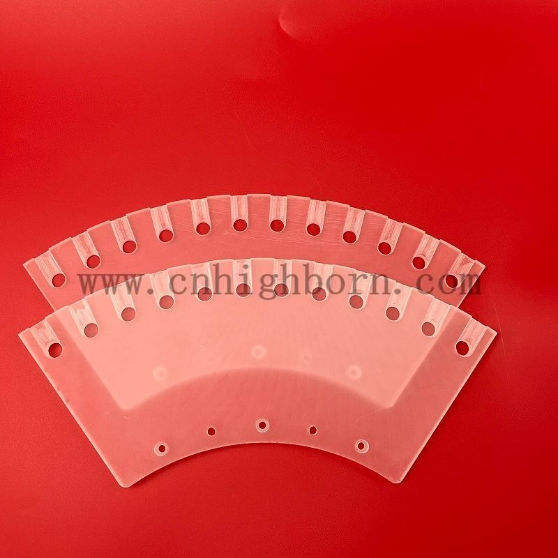 Прозрачная пластина из плавленого кварца