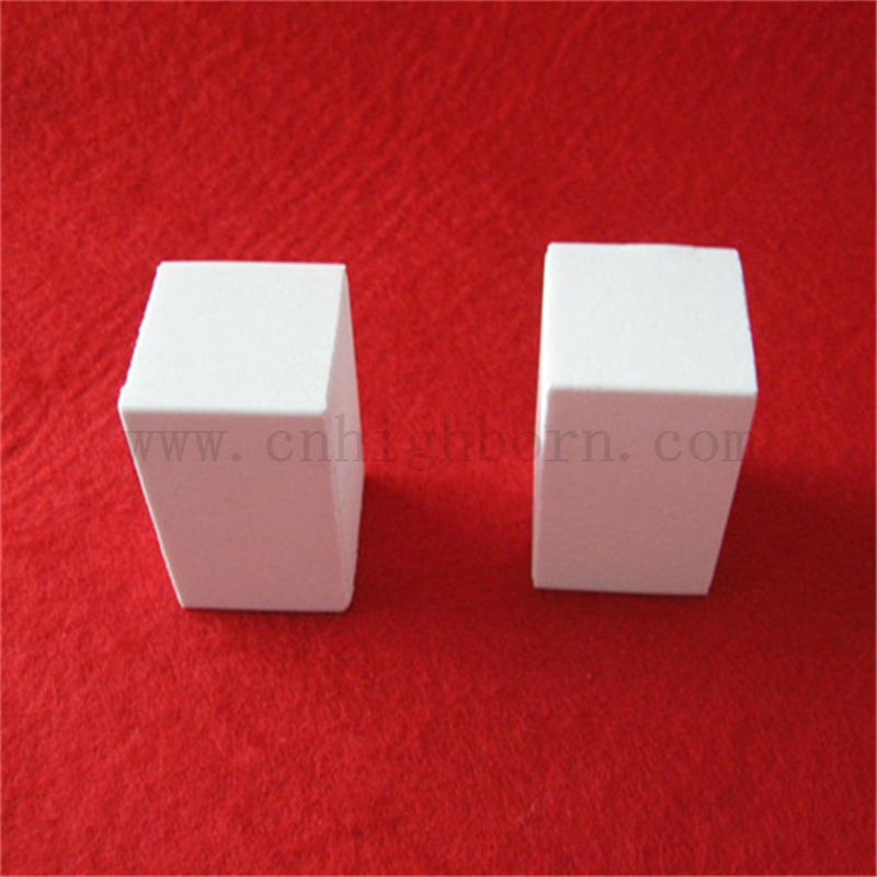 Изоляция 95 Глиноземной блокировки индивидуально настроенный размер высокая твердость Al2O3 Керамический батончик