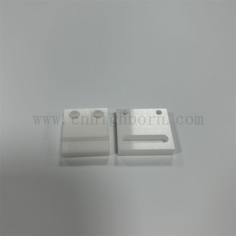 Поверхностная полировка циркония нерегулярная пластина изолятор иттрий Стабилизированная керамическая плата Zro2