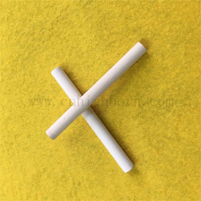 Индивидуальная пористость белые пористые глиноземные керамические трубки Al2O3