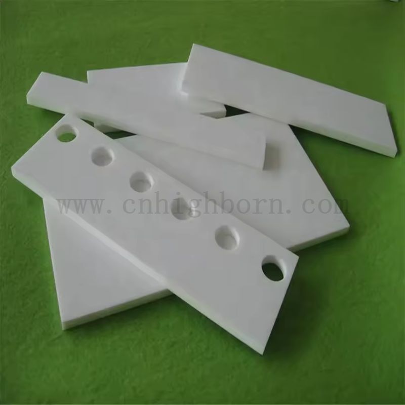 Индивидуальный лист макро-пластины с низкой плотностью.