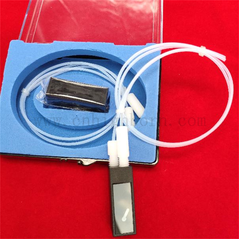 Q624 Стандартная микро -кварцевая стеклянная кювета 10 мм Длина черная стена Избегайте света. 