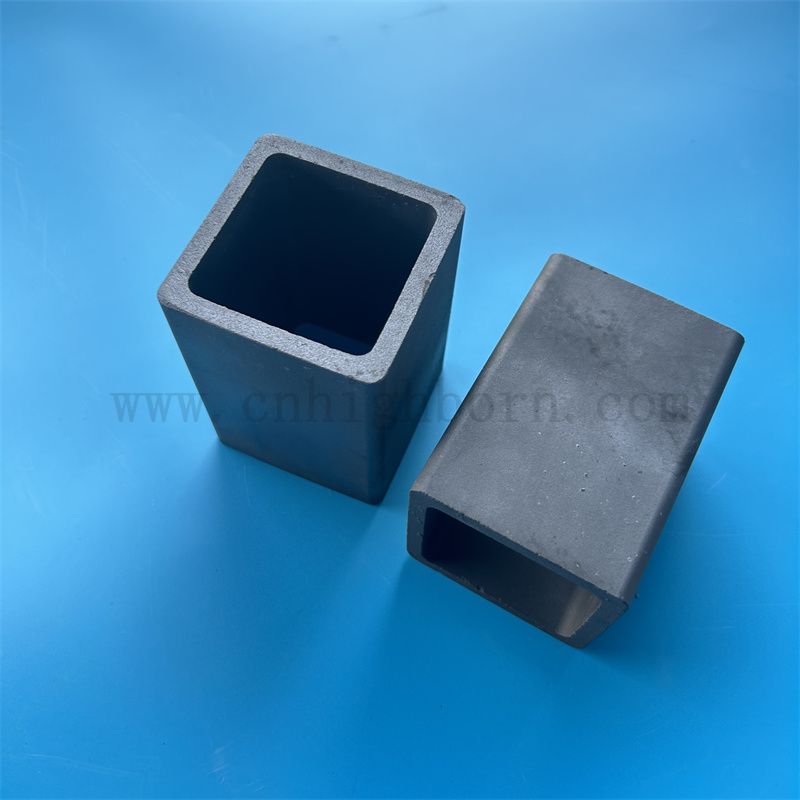 Изолятор кремниевой квадратная трубка Высокая твердость реакция спекания керамической трубы SIC SIC