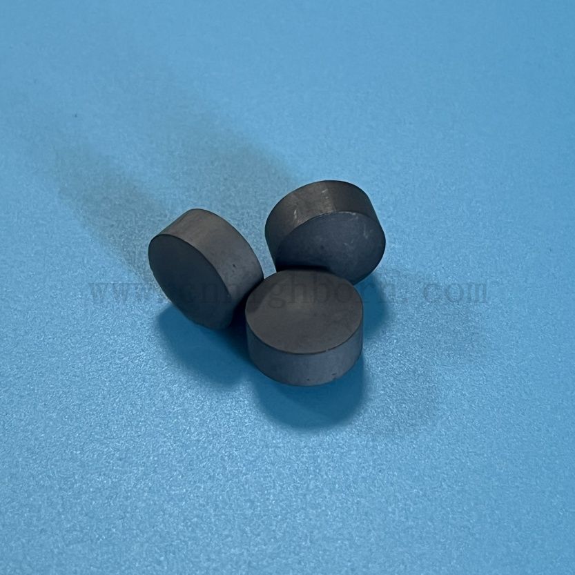 Высокая твердость бор карбид колонны B4C Core Core для профилактики утечки атомной электростанции