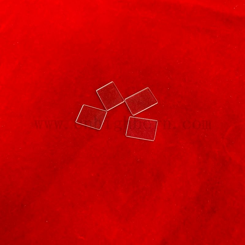 Индивидуальная квадратная прозрачная кварцевая стеклянная пластина с высокой коррозионной стойкостью