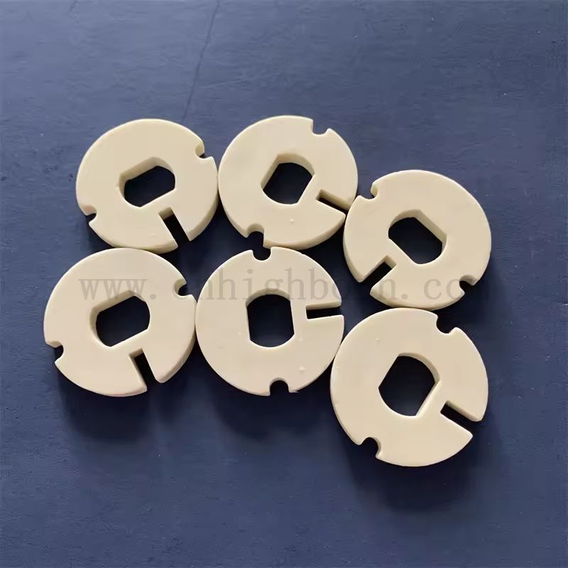 Индивидуальная нерегулярная деталь изолятора Corundum