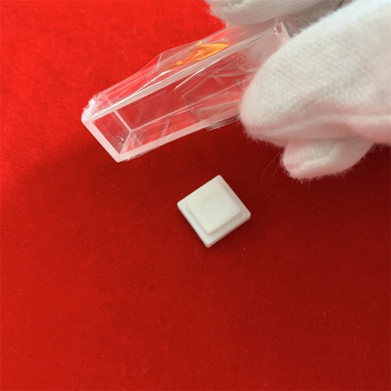 Лабораторная стеклянная ячейка стандартной флуорометровой ячейки с крышкой прозрачной пять боковых стеклянных спектрофотометра