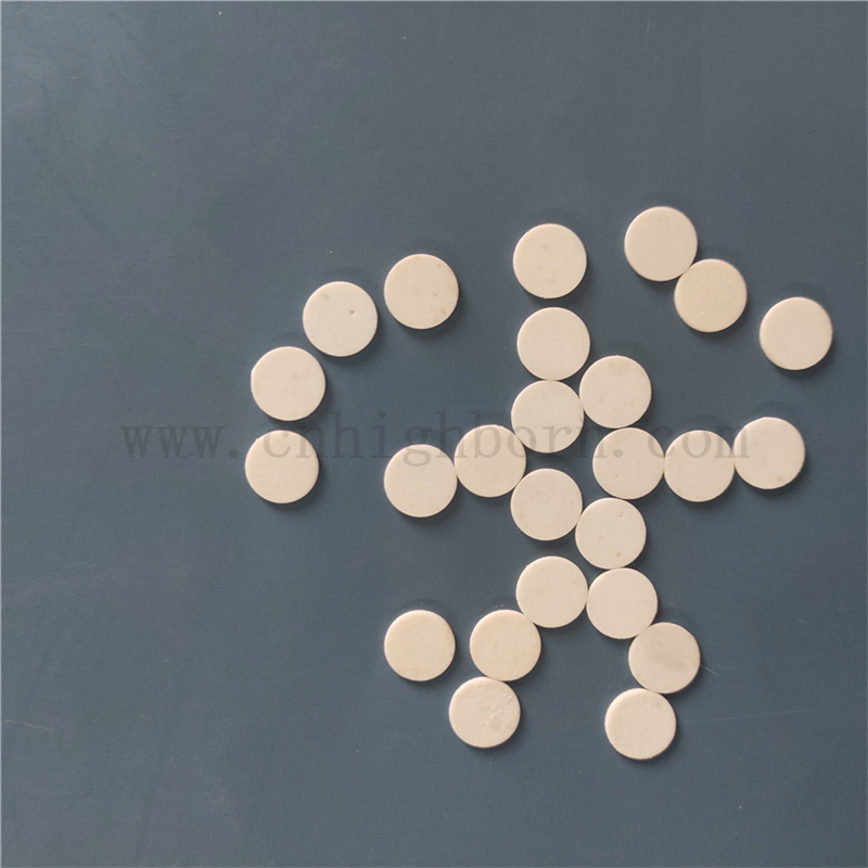 Керамическая диск с оксидом магния с высокой чистотой.