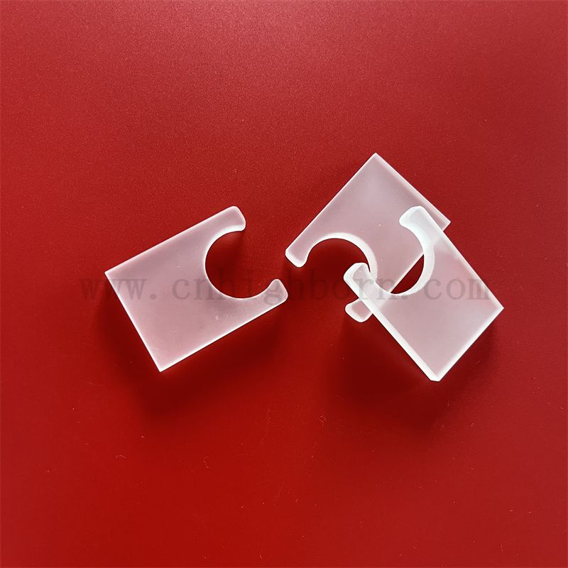 Теплостойкость индивидуальная квадратная полупрозрачная кварцевая стеклянная пластина с отверстием 
