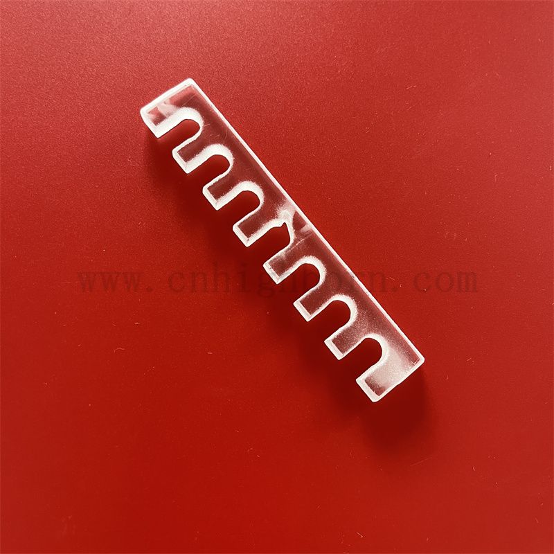 Глубокая обработка прямоугольная стеклянная лист кремнезема с разрезанным отверстием