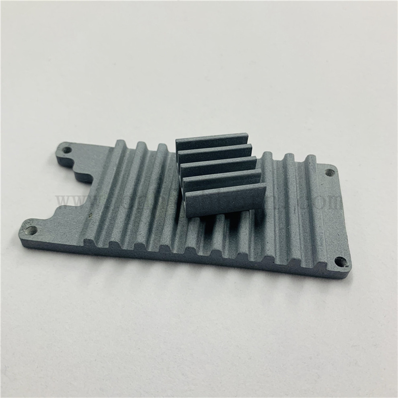 Черный пористый кремниевый карбид. 