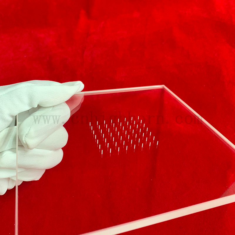 Лазерная режущая перфорированная прозрачная квадратная лист кварцевого стекла