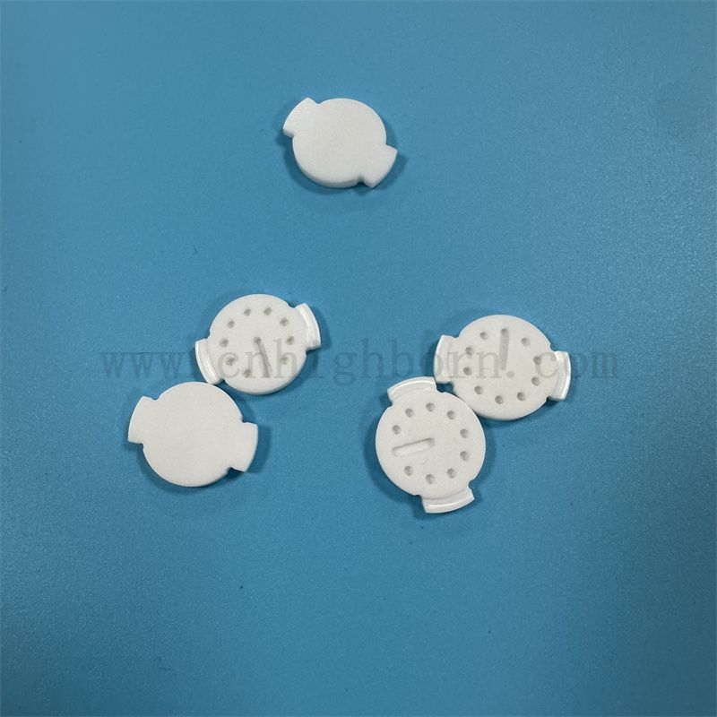 Зеркальная полировка циркония нерегулярная часть yttrium outtrized Zro2 Ceramic Plate