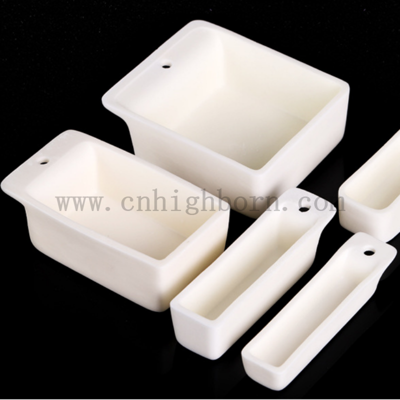 Прямоугольная керамическая лодка Corundum Al2O3 с отверстием глиноземной горшки для лабораторных научных исследований