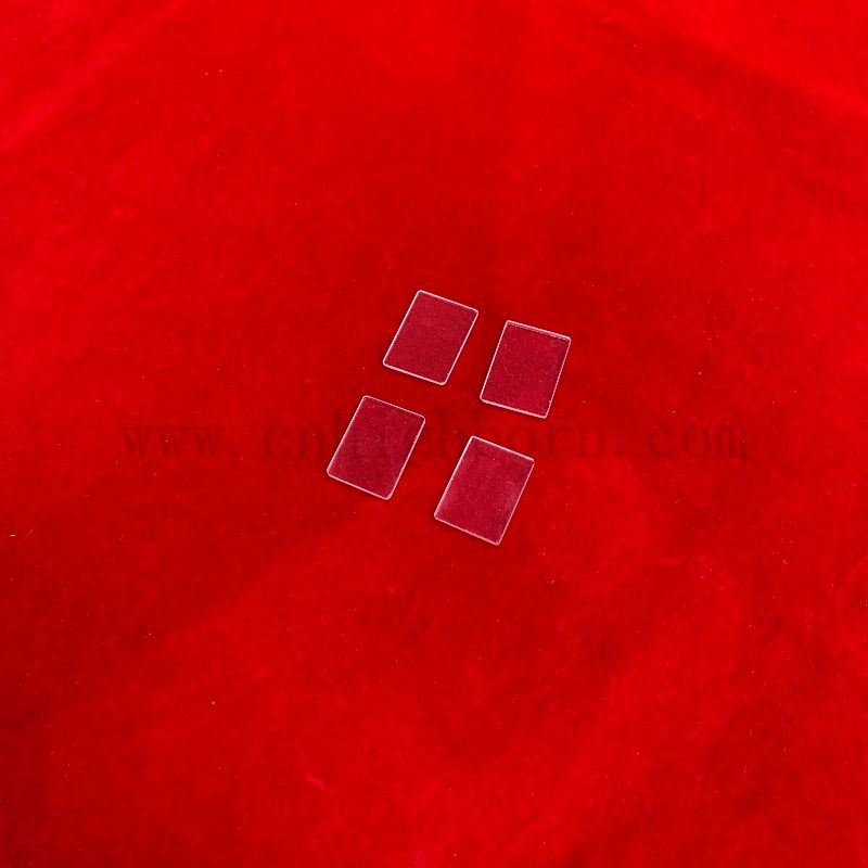 Индивидуальная квадратная прозрачная кварцевая стеклянная пластина с высокой коррозионной стойкостью