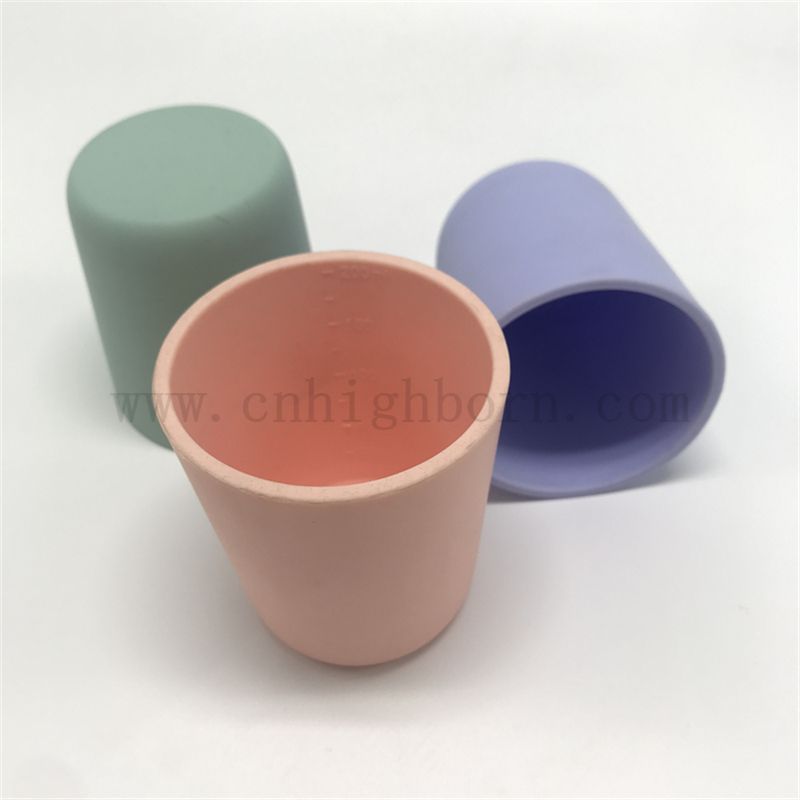 OEM ODM без разливов на напитках силиконовой тренировки Sippy Colplapsible Rubber Cup для ребенка 6-24 месяца