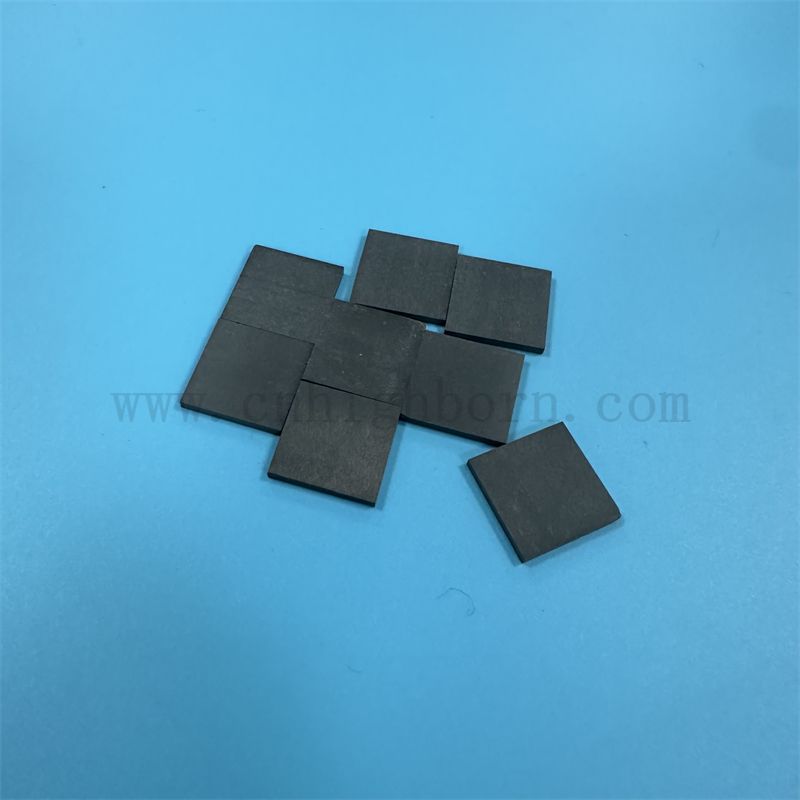 Индивидуальная черная циркониевая нерегулярная плата изолятор Zro2 Ceramic Plate