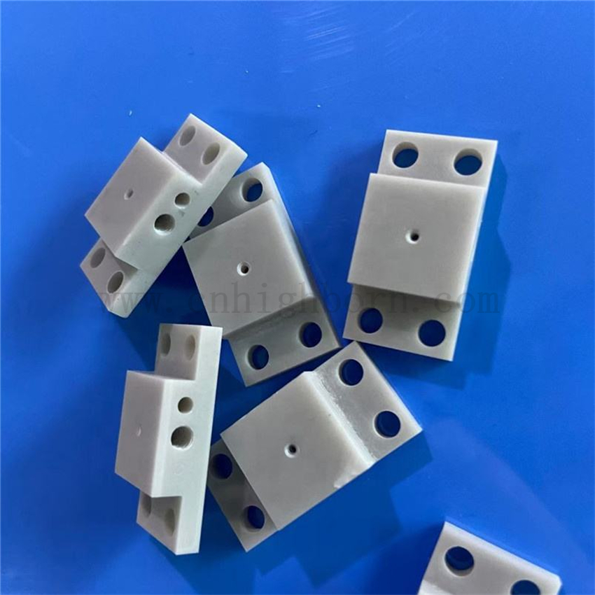 Индивидуальная алюминиевая нитридная керамическая пластина Aln детали для теплового распределителя 