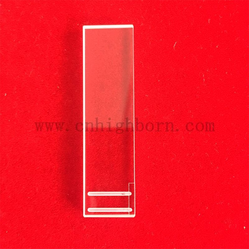 прозрачная кварцевая пластина