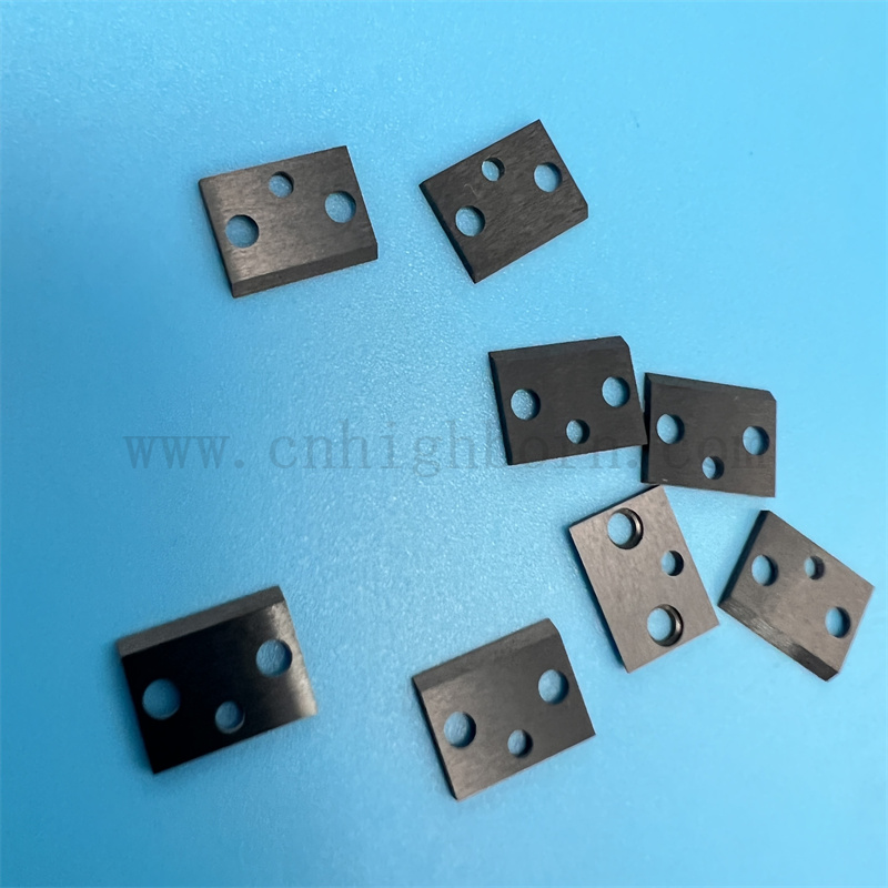 Высокая твердость черная керамическая тарелка с отверстиями Zro2 Ceramic Ceramic