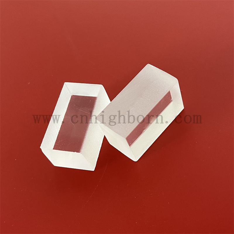 Кварцевая стеклянная пластина