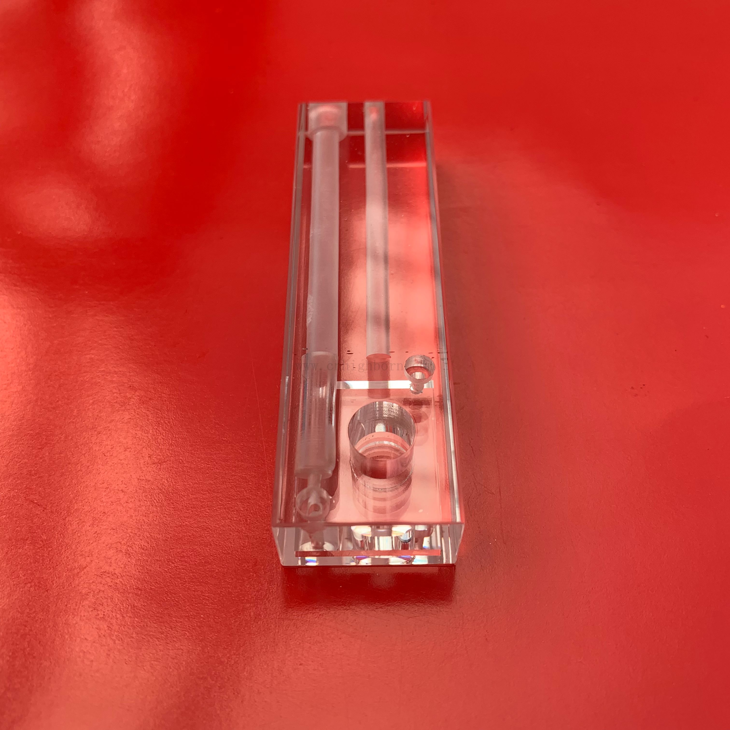 Лабораторная микрорежна микрорежна прозрачная Quartz Стеклянная кювета по течению через колориметр