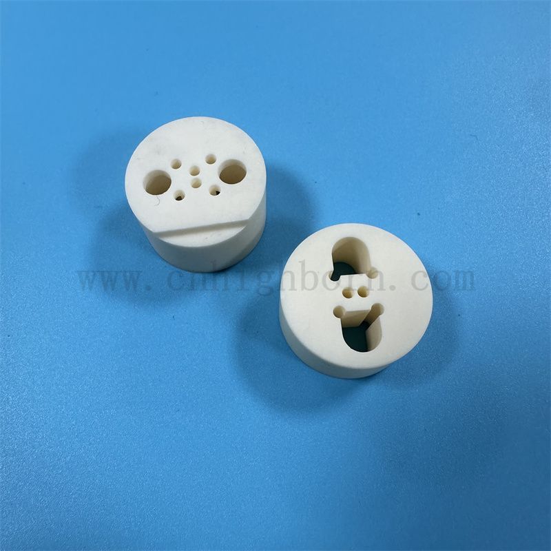 Индивидуальная керамическая часть глинозема 95% 99% Al2O3 Изоляционная запасная труба Al2O3