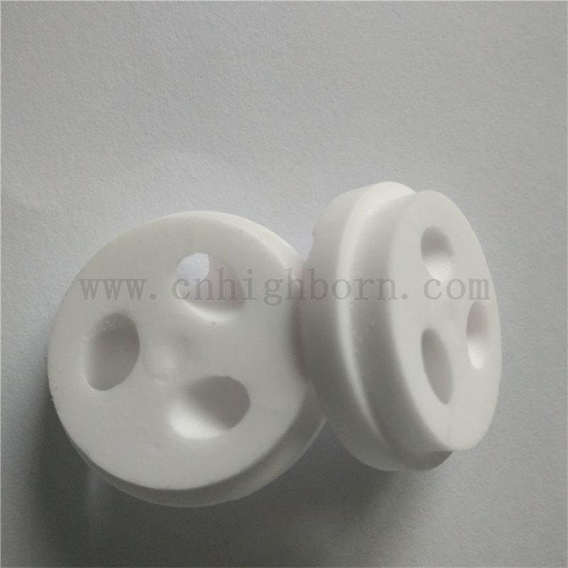 95 Керамическая нерегулярная деталь.