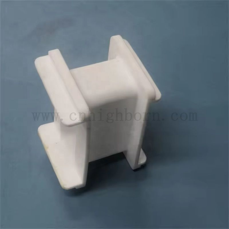 Индивидуальная поверхностная стеатитная керамическая деталь изоляция фарфора