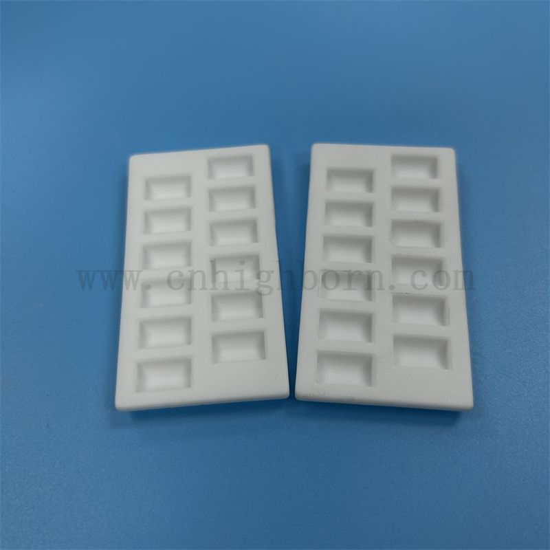 Подгонянный тигель кордиерита керамической доски муллита корунда тугоплавкий керамический