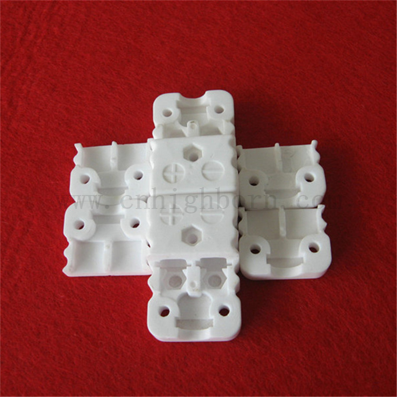 Изоляция 95 Керамическая коробка Al2O3 Conclure Connector.