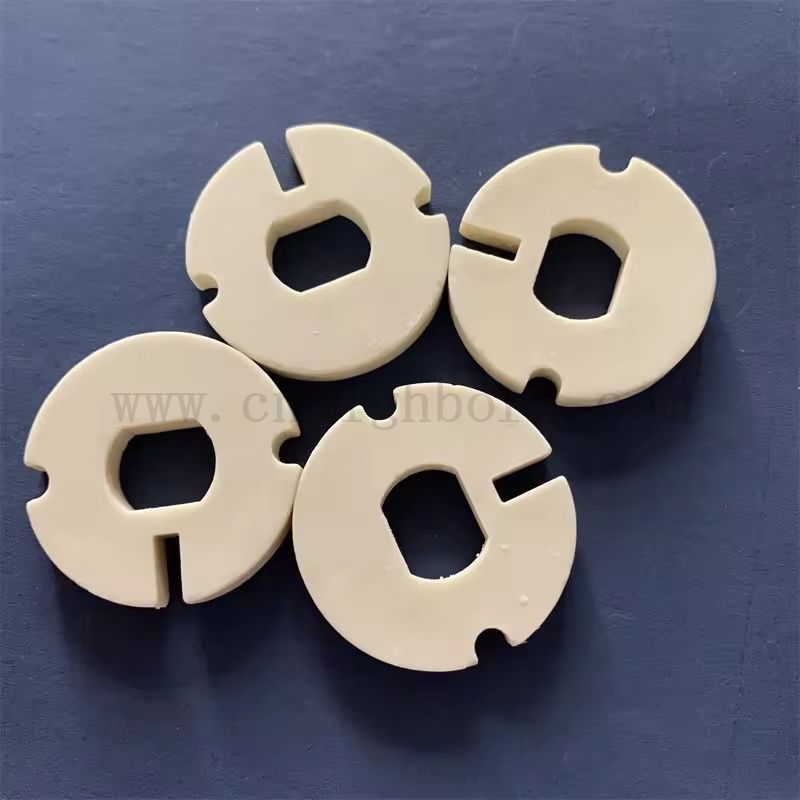 Индивидуальная нерегулярная деталь изолятора Corundum