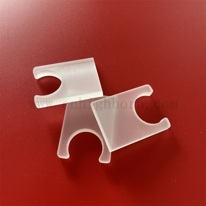 Теплостойкость индивидуальная квадратная полупрозрачная кварцевая стеклянная пластина с отверстием 