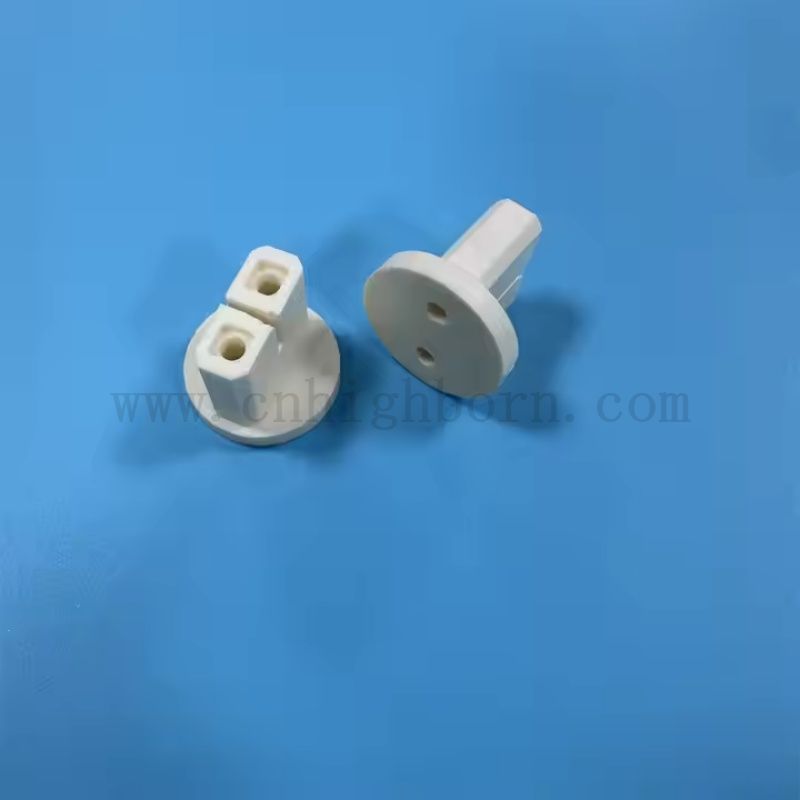 Промышленные индивидуальные глиноземные керамические части 95% Al2O3 Изоляционные запасные части