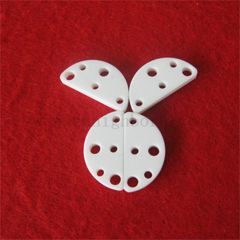 Случайная стеклянная керамика нерегулярная пластина.