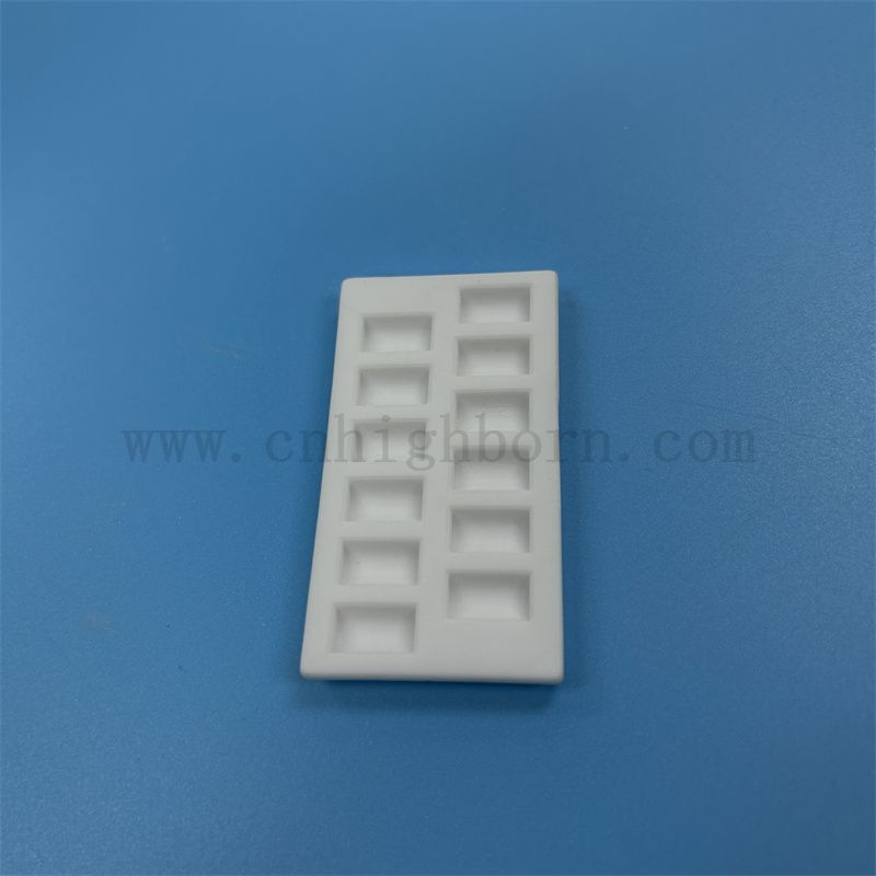 Подгонянный тигель кордиерита керамической доски муллита корунда тугоплавкий керамический