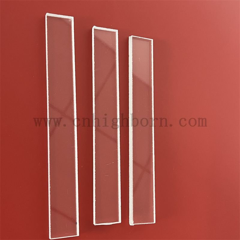 Прозрачный стеклянный лист