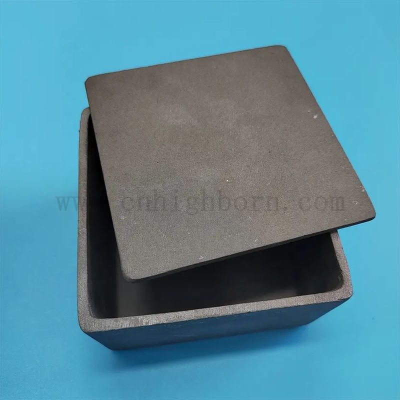 Керамическая часть с высокой температурой, устойчивая к силиконному карбиде, квадратная квадратная часть SSIC SSIC с крышкой