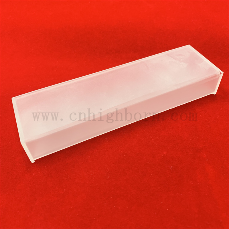 Лабораторная посуда стоят ячейка флуорометра с крышкой lovibond