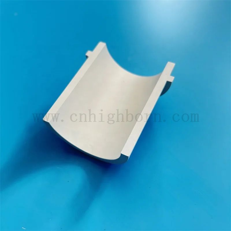 Изолятор бор нитрид нерегулярная часть Высокая теплопроводность BN Ceramic Half Tube/Tipe