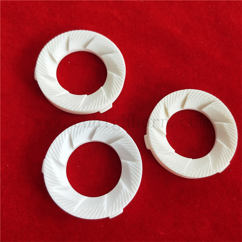 Аксулярный кофейный кофе с алюмизмом.