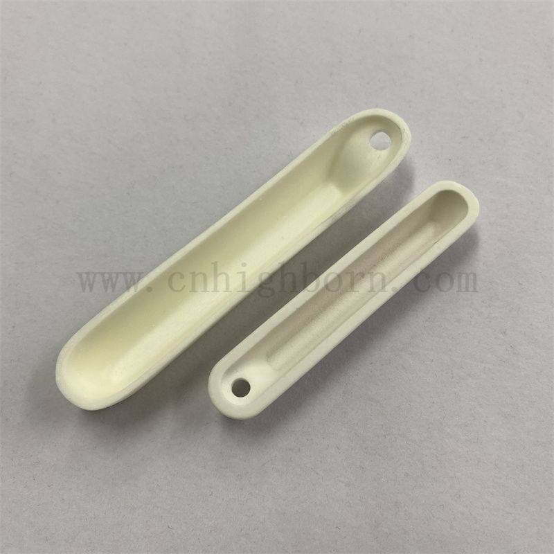 Керамический тиг с высокой температурой Al2O3 Керамическая фарфоровая лодка с высокой чистотой глинотой с отверстием