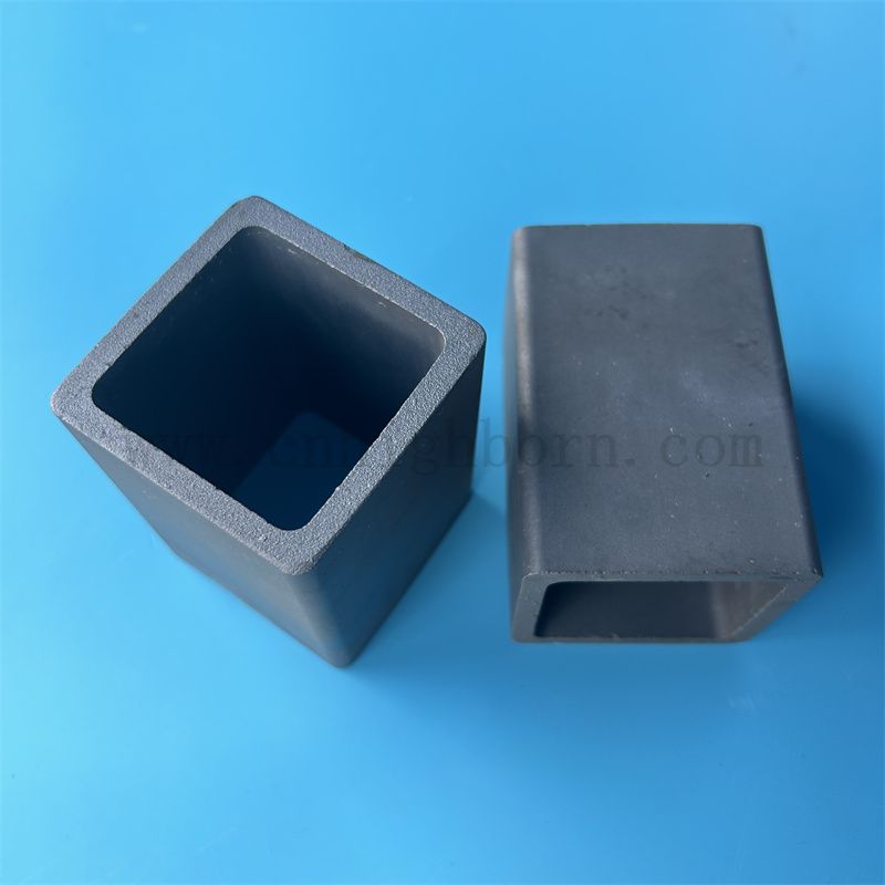 Изолятор кремниевой квадратная трубка Высокая твердость реакция спекания керамической трубы SIC SIC