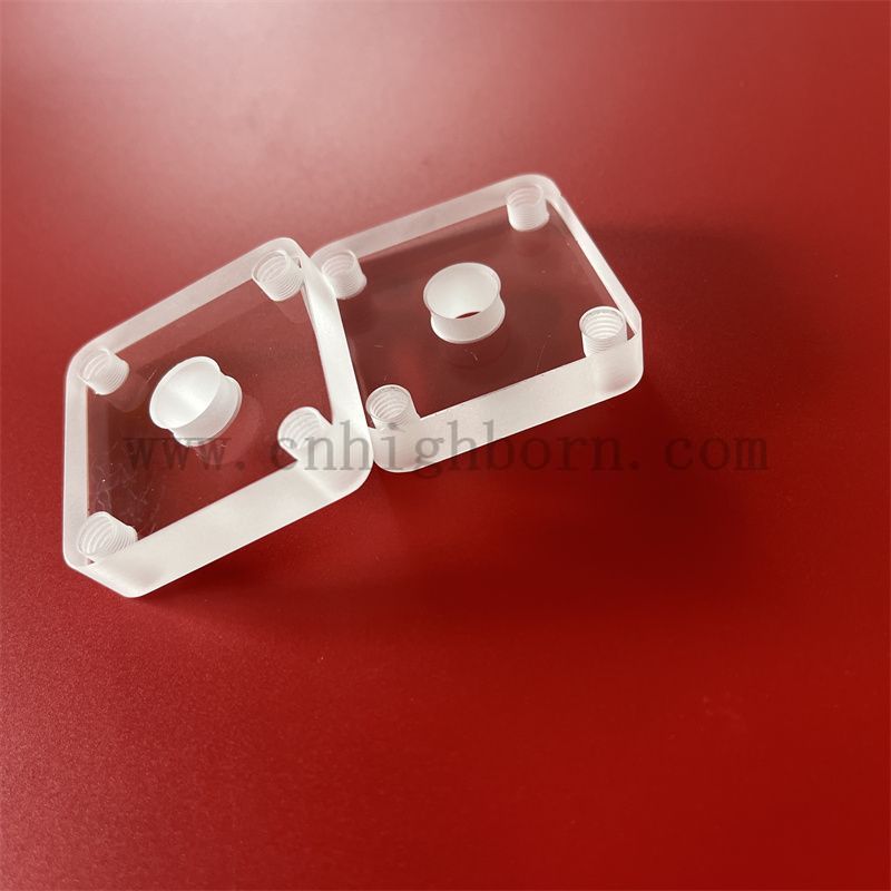 прозрачная кварцевая пластина