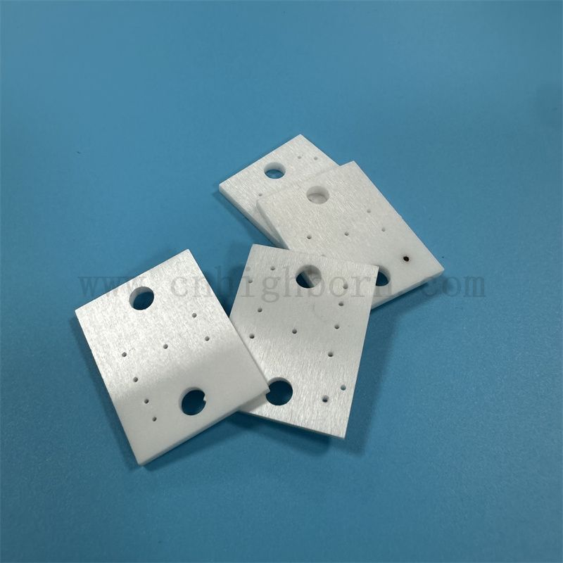 Изолятор циркония нерегулярная доска высокая твердость Полиция керамическая пластина Zro2 Zro2