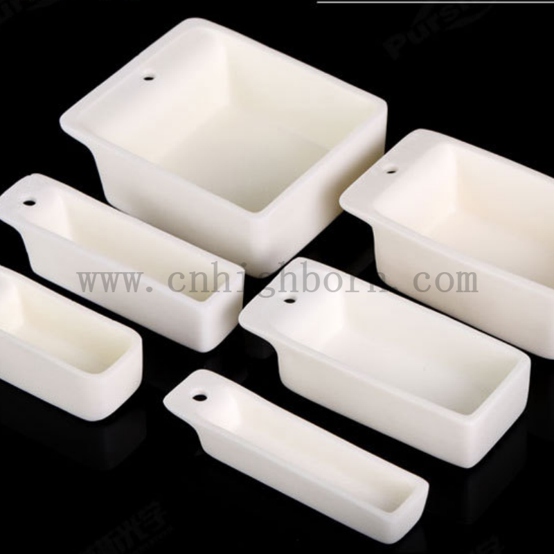 Прямоугольная керамическая лодка Corundum Al2O3 с отверстием глиноземной горшки для лабораторных научных исследований