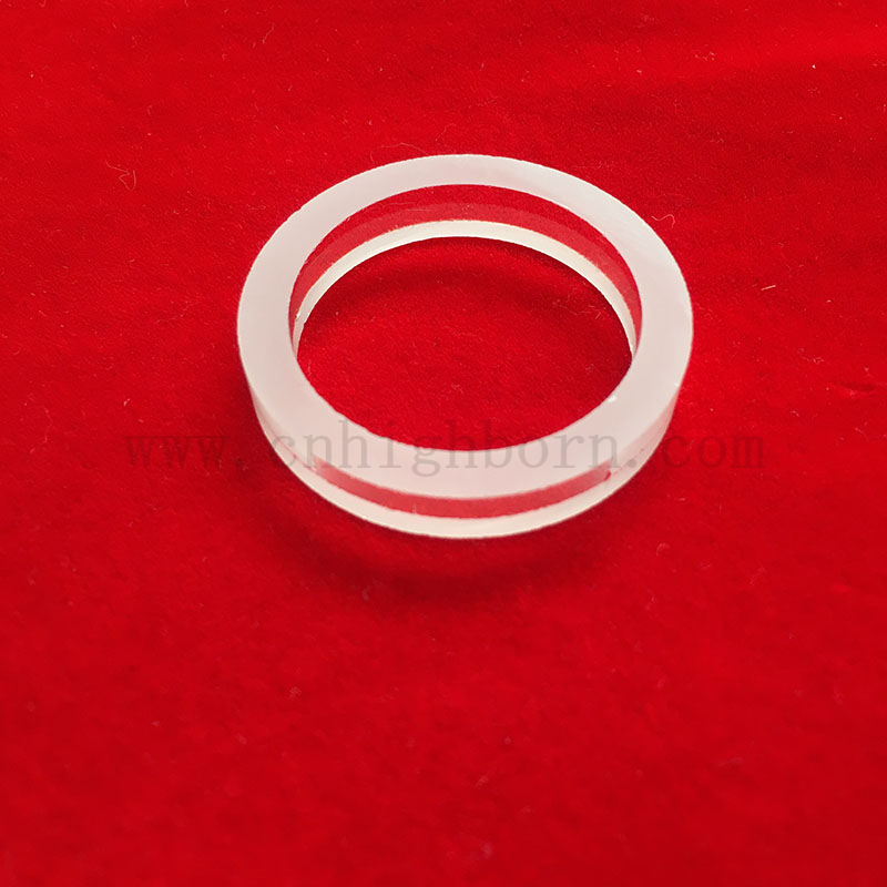 Прозрачный разрез короткий ультрафиолетовый фланце