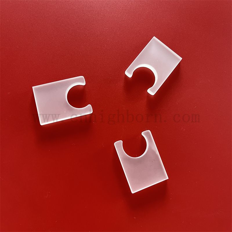 Теплостойкость индивидуальная квадратная полупрозрачная кварцевая стеклянная пластина с отверстием 