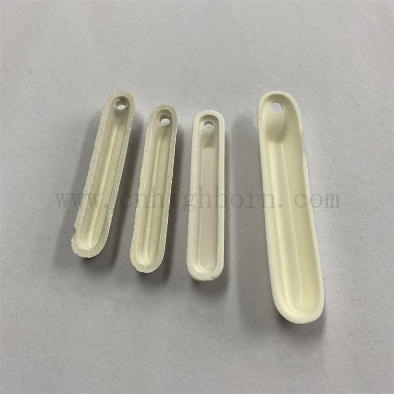 Керамический тиг с высокой температурой Al2O3 Керамическая фарфоровая лодка с высокой чистотой глинотой с отверстием